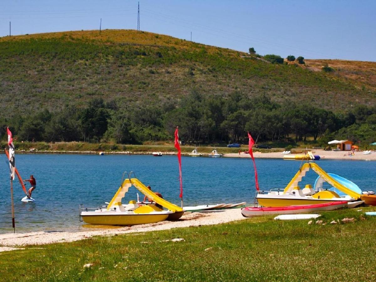 Beach House Ive With Jacuzzi, Pool, Playground And Bbq In An Olive Grove With A Beach, Pomer - Istria Exterior foto