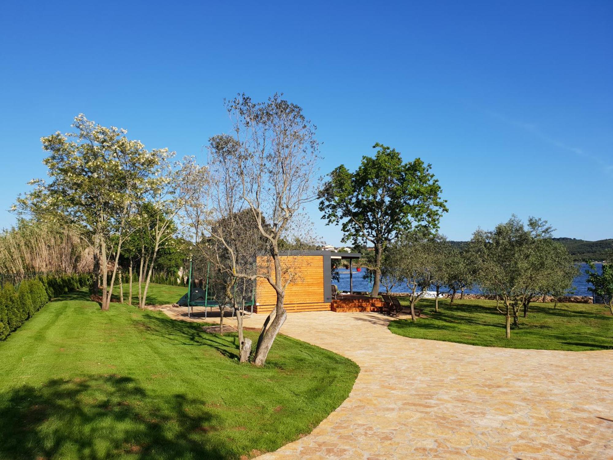 Beach House Ive With Jacuzzi, Pool, Playground And Bbq In An Olive Grove With A Beach, Pomer - Istria Exterior foto