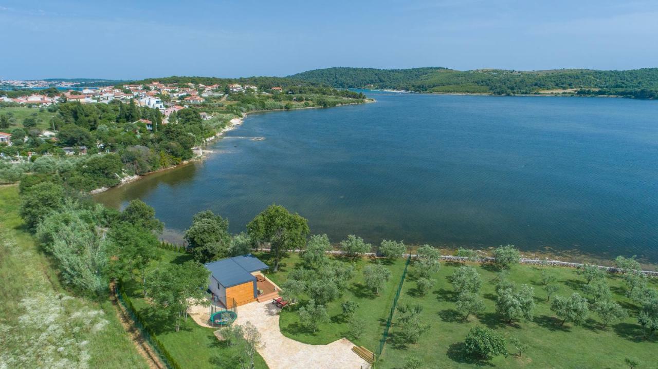 Beach House Ive With Jacuzzi, Pool, Playground And Bbq In An Olive Grove With A Beach, Pomer - Istria Exterior foto