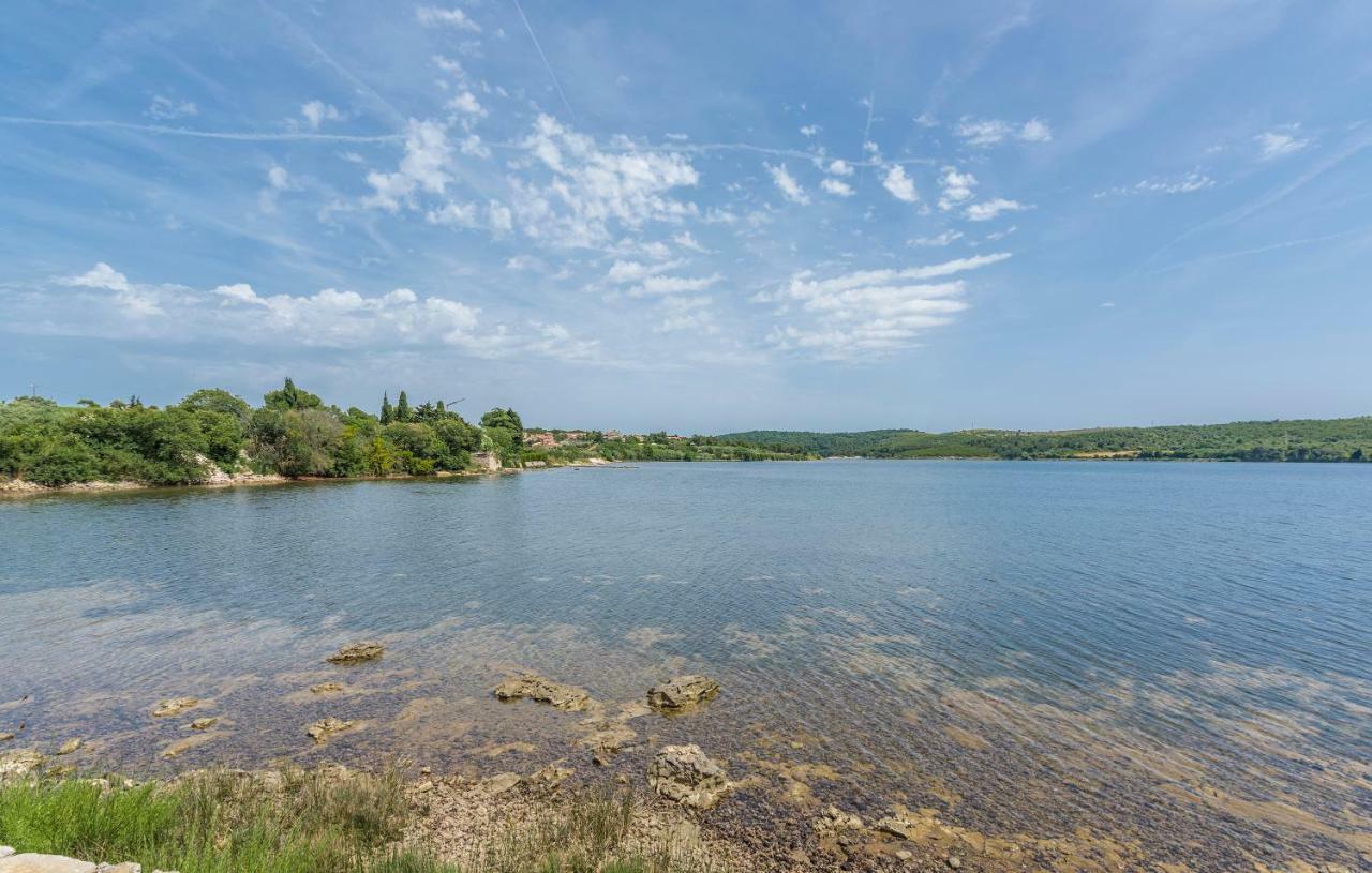 Beach House Ive With Jacuzzi, Pool, Playground And Bbq In An Olive Grove With A Beach, Pomer - Istria Exterior foto